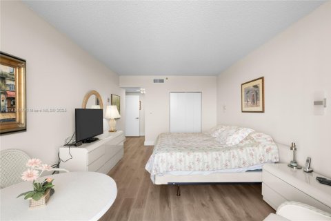 Condominio en venta en Aventura, Florida, 2 dormitorios, 136.57 m2 № 1726352 - foto 22