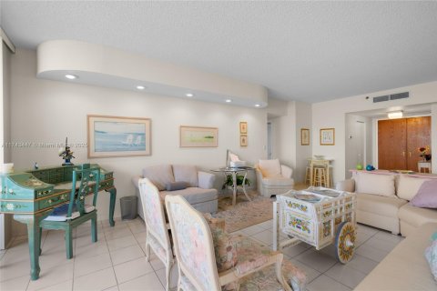 Condominio en venta en Aventura, Florida, 2 dormitorios, 136.57 m2 № 1726352 - foto 7