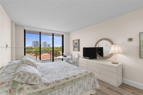 Condominio en venta en Aventura, Florida, 2 dormitorios, 136.57 m2 № 1726352 - foto 23