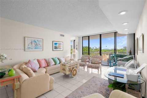 Condominio en venta en Aventura, Florida, 2 dormitorios, 136.57 m2 № 1726352 - foto 6