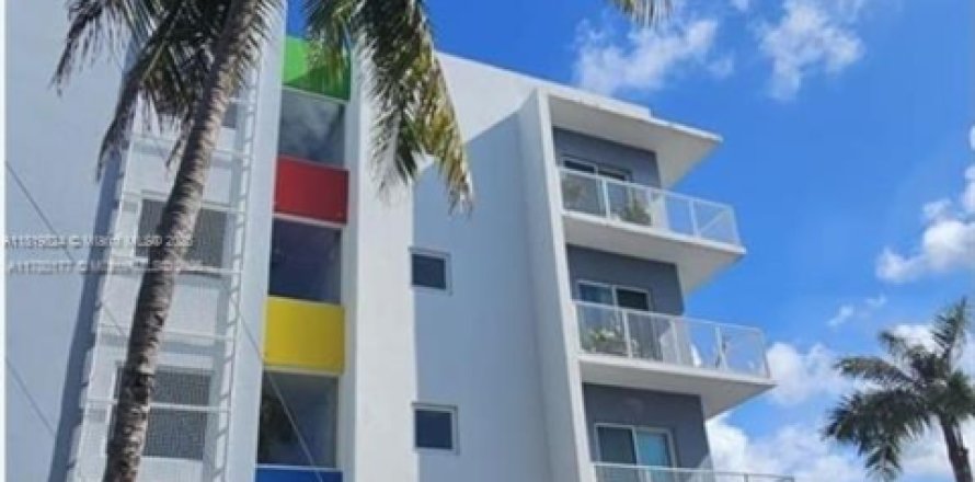 Appartement à Miami, Floride 2 chambres, 1563.92 m2 № 1777693