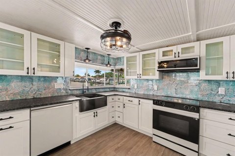 Casa en venta en New Port Richey, Florida, 2 dormitorios, 103.31 m2 № 2385647 - foto 8