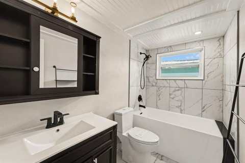 Casa en venta en New Port Richey, Florida, 2 dormitorios, 103.31 m2 № 2385647 - foto 17