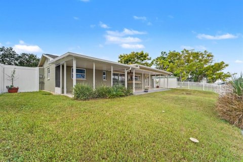 Casa en venta en New Port Richey, Florida, 2 dormitorios, 103.31 m2 № 2385647 - foto 24