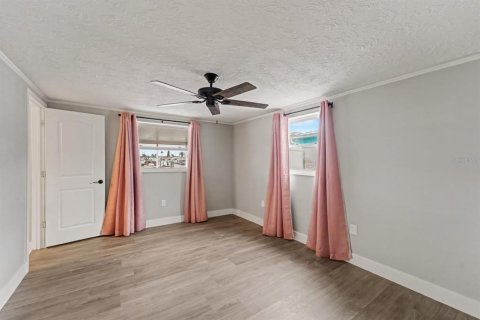 Casa en venta en New Port Richey, Florida, 2 dormitorios, 103.31 m2 № 2385647 - foto 5