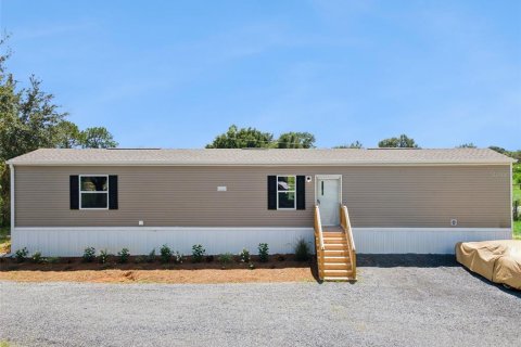 Apartment in Frostproof, Florida 3 bedrooms, 92.9 sq.m. № 2351525
