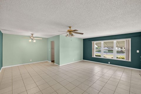 Condominio en venta en St. Lucie, Florida, 2 dormitorios, 104.05 m2 № 2077695 - foto 3