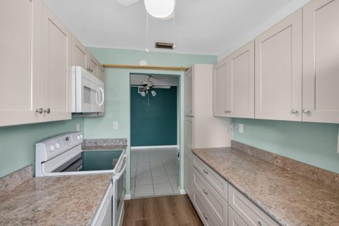 Condominio en venta en St. Lucie, Florida, 2 dormitorios, 104.05 m2 № 2077695 - foto 6