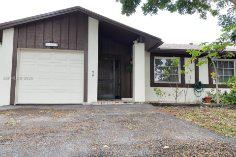 Touwnhouse à vendre à Delray Beach, Floride: 3 chambres, 129.41 m2 № 2032160 - photo 2