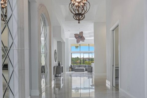 House in Boca Raton, Florida 4 bedrooms, 316.98 sq.m. № 1737479 - photo 1