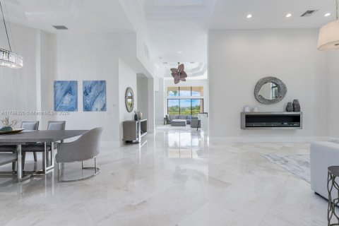 House in Boca Raton, Florida 4 bedrooms, 316.98 sq.m. № 1737479 - photo 16