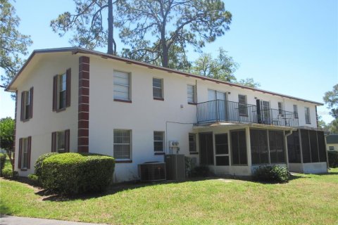 Condo in Ocala, Florida, 2 bedrooms  № 2213606 - photo 14