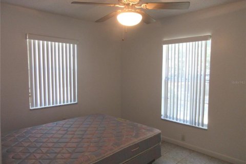 Condo in Ocala, Florida, 2 bedrooms  № 2213606 - photo 11