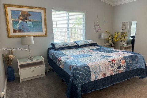 House in Margate, Florida 3 bedrooms, 111.02 sq.m. № 2063370 - photo 19