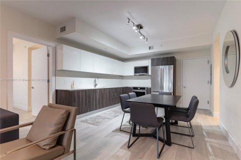 Condo in Aventura, Florida, 2 bedrooms  № 1730562 - photo 2