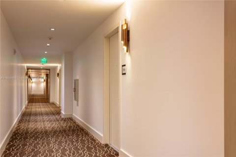 Condo in Aventura, Florida, 2 bedrooms  № 1730562 - photo 19