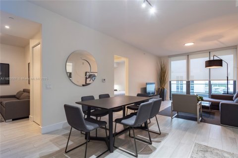 Condo in Aventura, Florida, 2 bedrooms  № 1730562 - photo 3