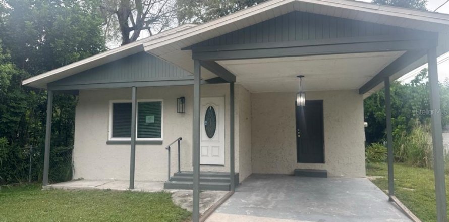 Villa ou maison à Saint Petersburg, Floride 3 chambres, 86.96 m2 № 2413652