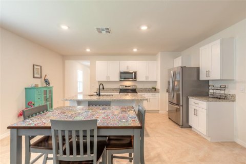 House in New Smyrna Beach, Florida 3 bedrooms, 150.13 sq.m. № 1818913 - photo 17