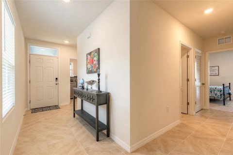 House in New Smyrna Beach, Florida 3 bedrooms, 150.13 sq.m. № 1818913 - photo 9