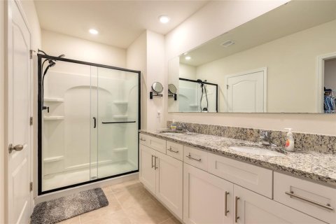 House in New Smyrna Beach, Florida 3 bedrooms, 150.13 sq.m. № 1818913 - photo 25