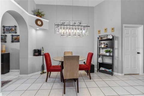 Casa en venta en Kissimmee, Florida, 4 dormitorios, 150.69 m2 № 1909032 - foto 4
