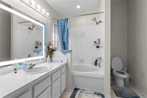 Casa en venta en Kissimmee, Florida, 4 dormitorios, 150.69 m2 № 1909032 - foto 12