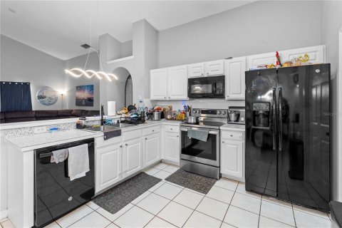 Casa en venta en Kissimmee, Florida, 4 dormitorios, 150.69 m2 № 1909032 - foto 6