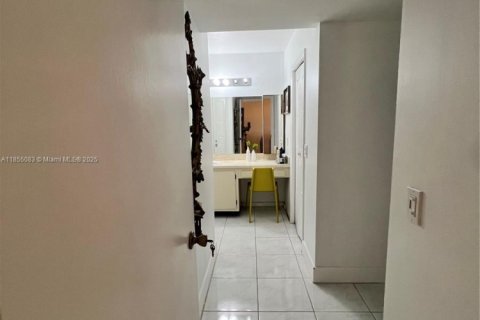 Copropriété à vendre à Weston, Floride: 2 chambres, 116.69 m2 № 1960416 - photo 5