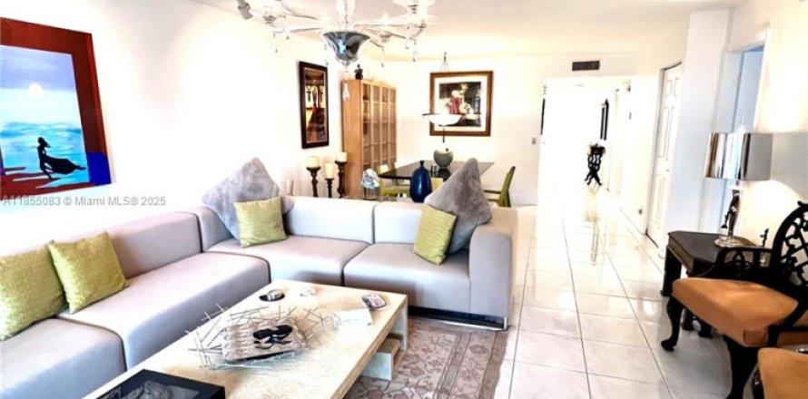 Condo à Weston, Floride, 2 chambres  № 1960416