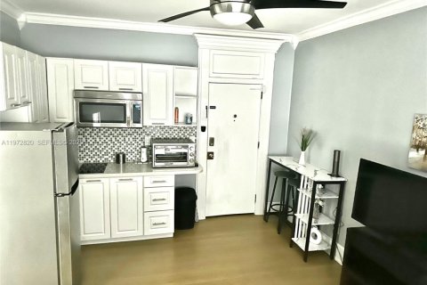 Apartment in Coral Gables, Florida 23.69 sq.m. № 2033063 - photo 4