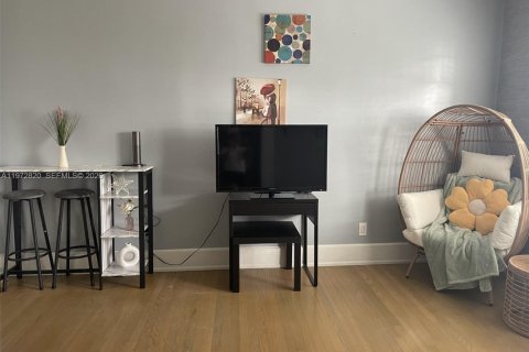 Apartment in Coral Gables, Florida 23.69 sq.m. № 2033063 - photo 3