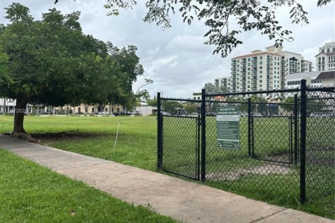 Apartment in Coral Gables, Florida 23.69 sq.m. № 2033063 - photo 10