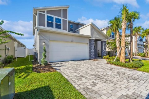 Casa en venta en Wesley Chapel, Florida, 3 dormitorios, 215.81 m2 № 1918566 - foto 3