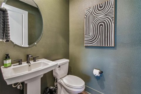 Casa en venta en Wesley Chapel, Florida, 3 dormitorios, 215.81 m2 № 1918566 - foto 17