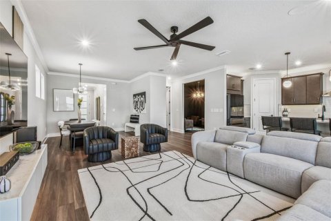 Casa en venta en Wesley Chapel, Florida, 3 dormitorios, 215.81 m2 № 1918566 - foto 20