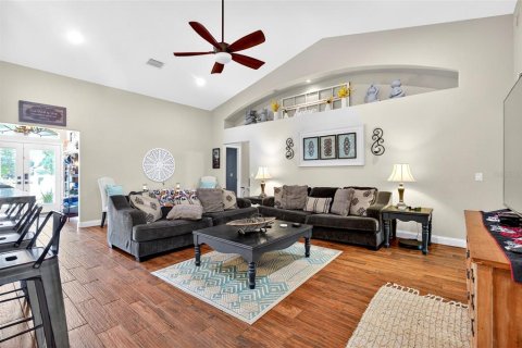 House in Ocala, Florida 4 bedrooms, 225.2 sq.m. № 2110203 - photo 18