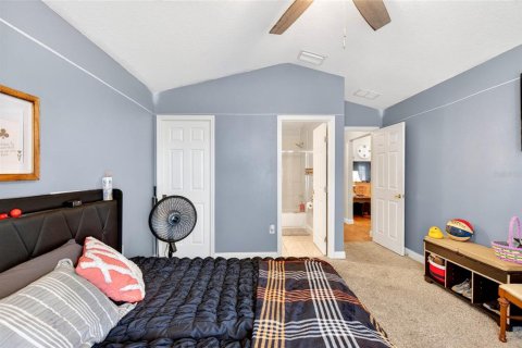 House in Ocala, Florida 4 bedrooms, 225.2 sq.m. № 2110203 - photo 27