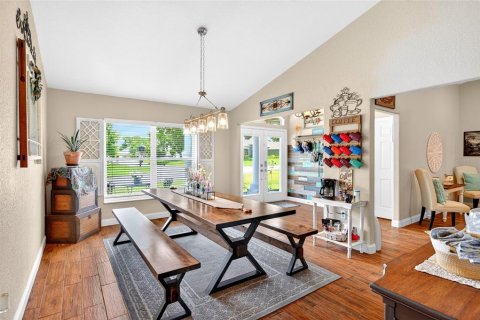 House in Ocala, Florida 4 bedrooms, 225.2 sq.m. № 2110203 - photo 8