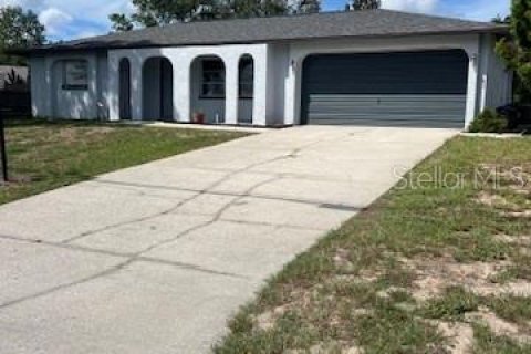 Casa en alquiler en Spring Hill, Florida, 2 dormitorios, 108.97 m2 № 1900163 - foto 3