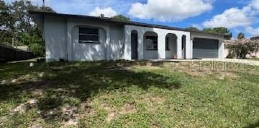 Casa en Spring Hill, Florida 2 dormitorios, 108.97 m2 № 1900163