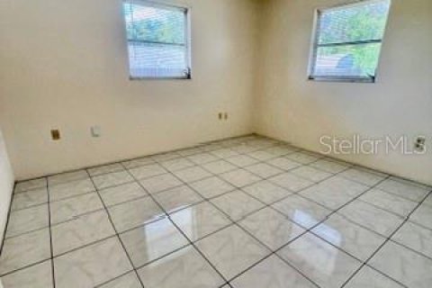 Casa en alquiler en Spring Hill, Florida, 2 dormitorios, 108.97 m2 № 1900163 - foto 12