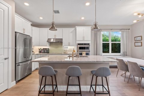Casa en venta en Hollywood, Florida, 3 dormitorios, 206.24 m2 № 1951382 - foto 8