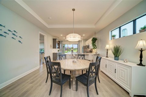Casa en venta en Bradenton, Florida, 2 dormitorios, 172.05 m2 № 2156842 - foto 4