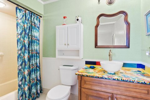 Купить виллу или дом в Сарасота, Флорида 11 комнат, 190.64м2, № 1919490 - фото 18