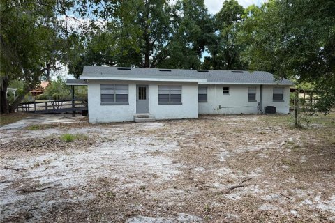 House in Lake Wales, Florida 3 bedrooms, 163.88 sq.m. № 2198846