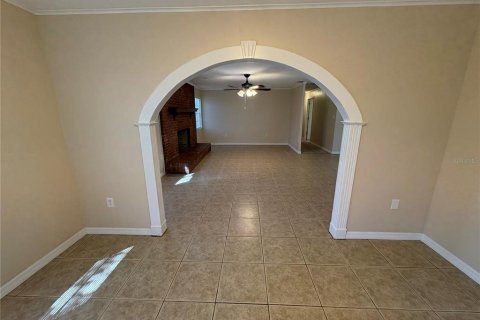 Casa en venta en Lake Wales, Florida, 3 dormitorios, 163.88 m2 № 2198846 - foto 3