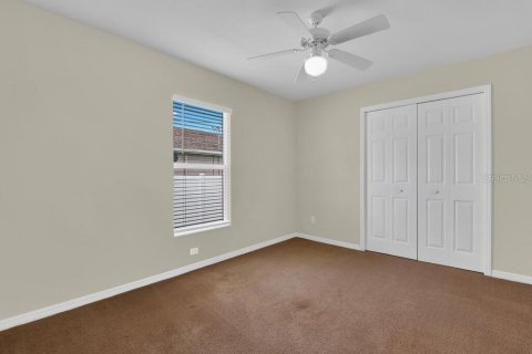 House in Cape Coral, Florida 3 bedrooms, 145.3 sq.m. № 1908642 - photo 18