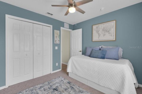 House in Cape Coral, Florida 3 bedrooms, 145.3 sq.m. № 1908642 - photo 22