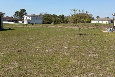 House in Kissimmee, Florida 3 bedrooms, 232.26 sq.m. № 2222200 - photo 5